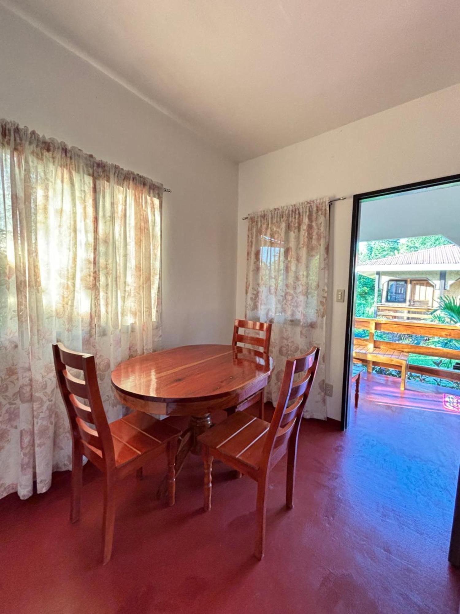 Luzville Transient House - Port Barton Itaytay 外观 照片